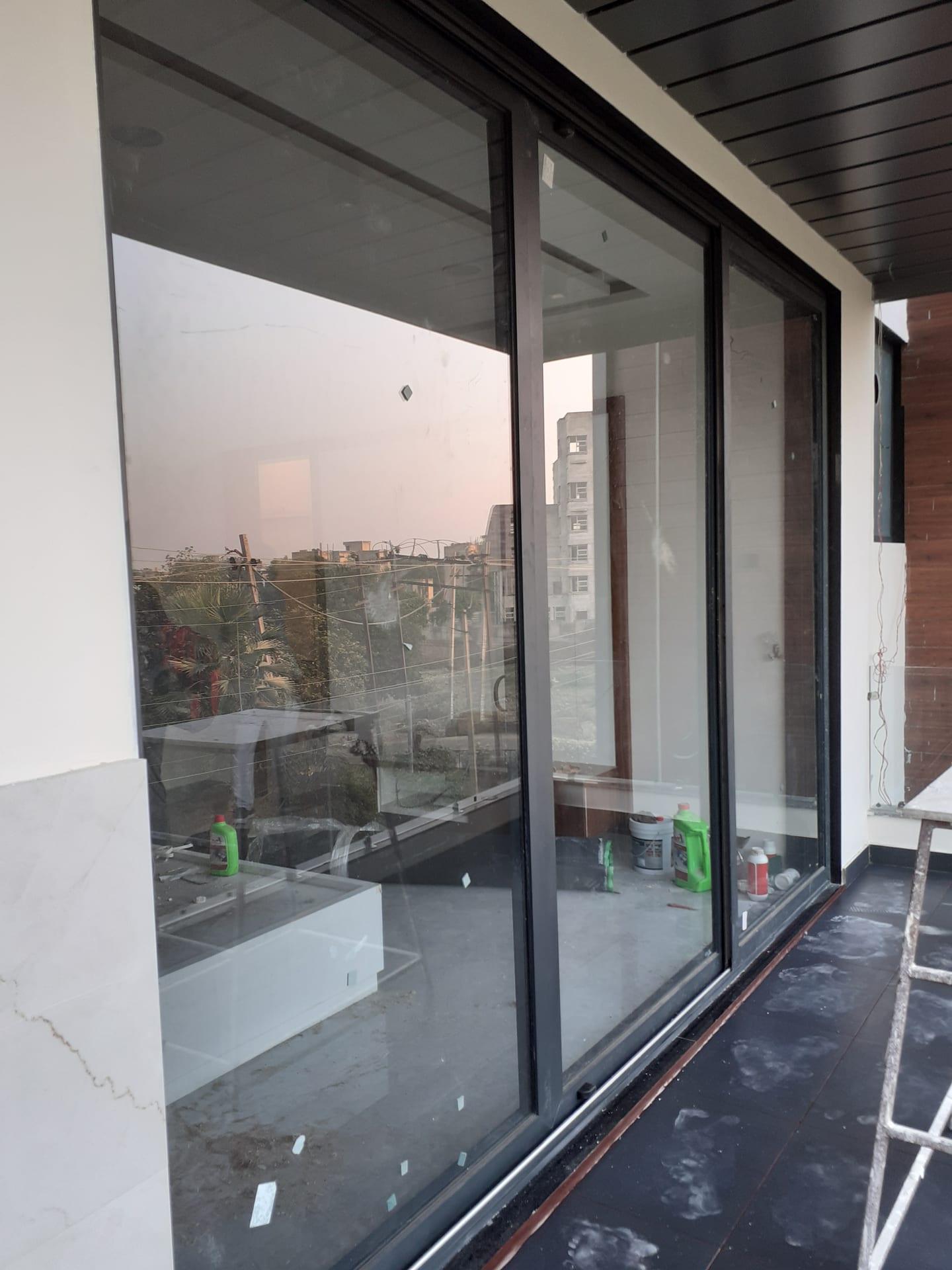 Aluminium Sliders — image 6