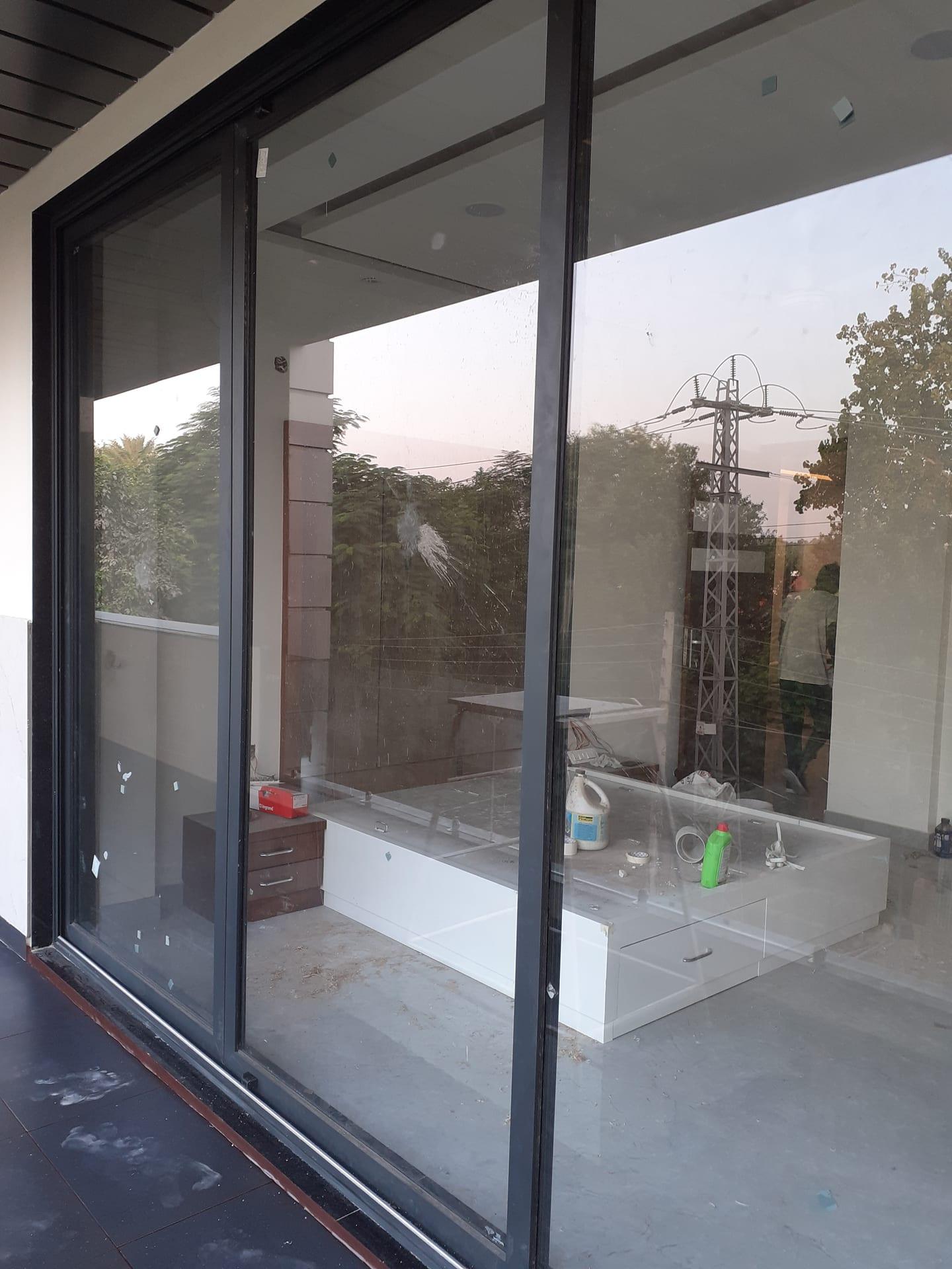 Aluminium Sliders — image 7