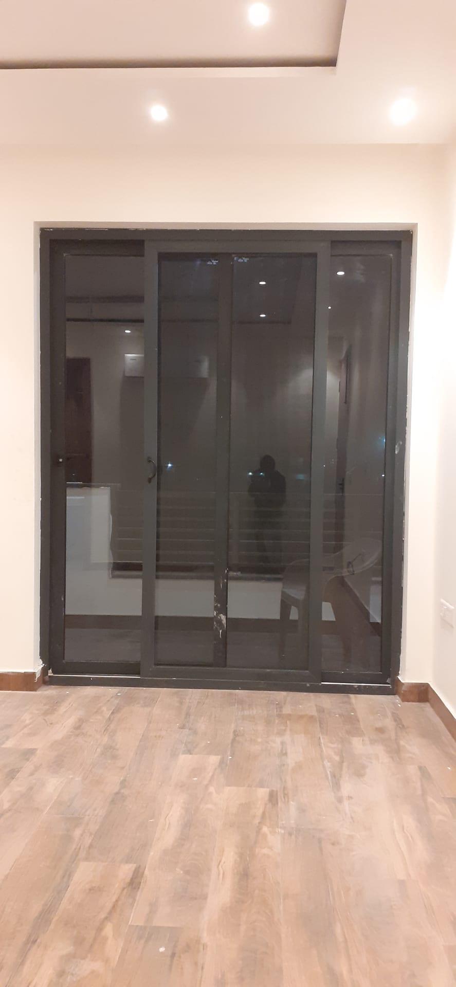 Aluminium Sliders — image 12