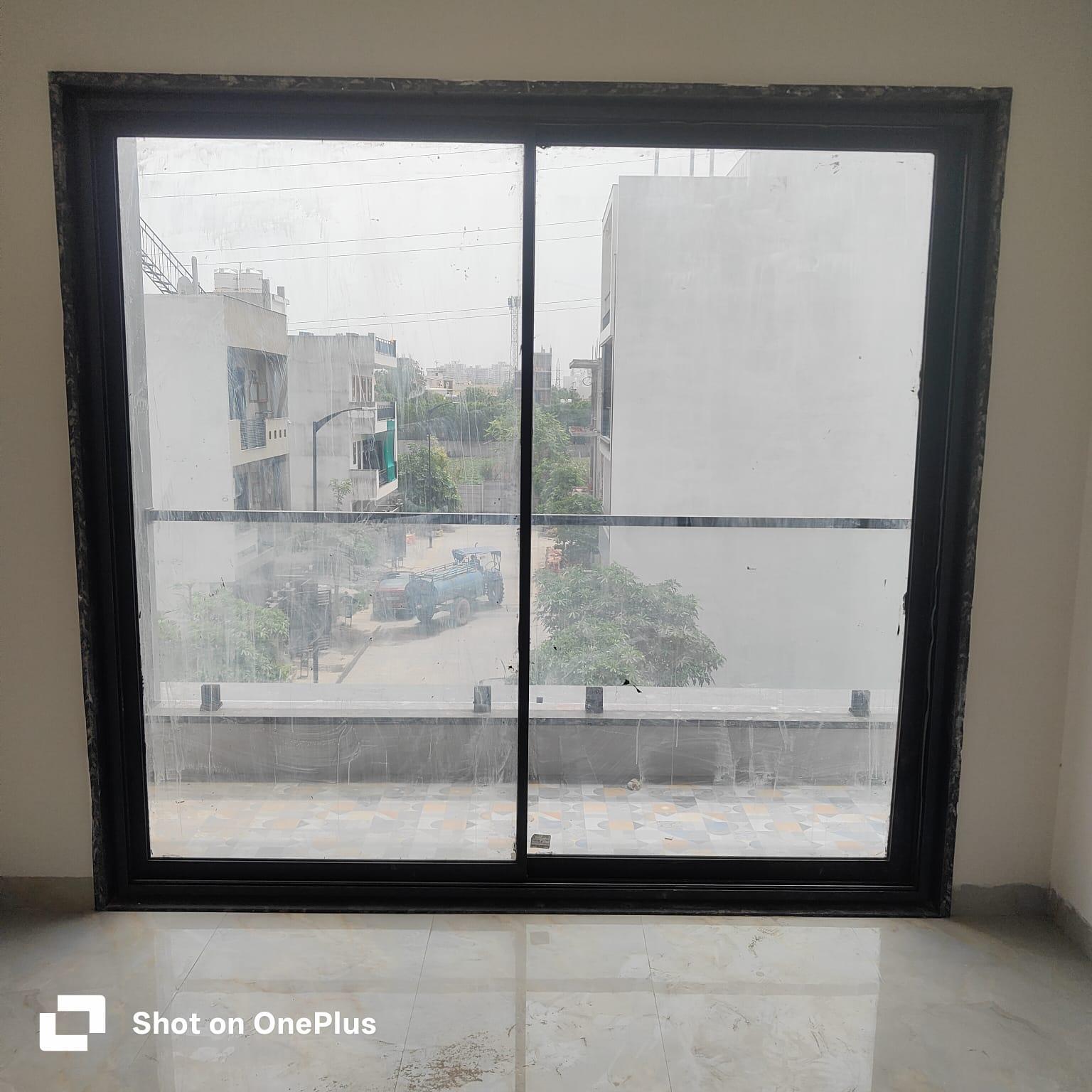 Aluminium Sliders — image 2
