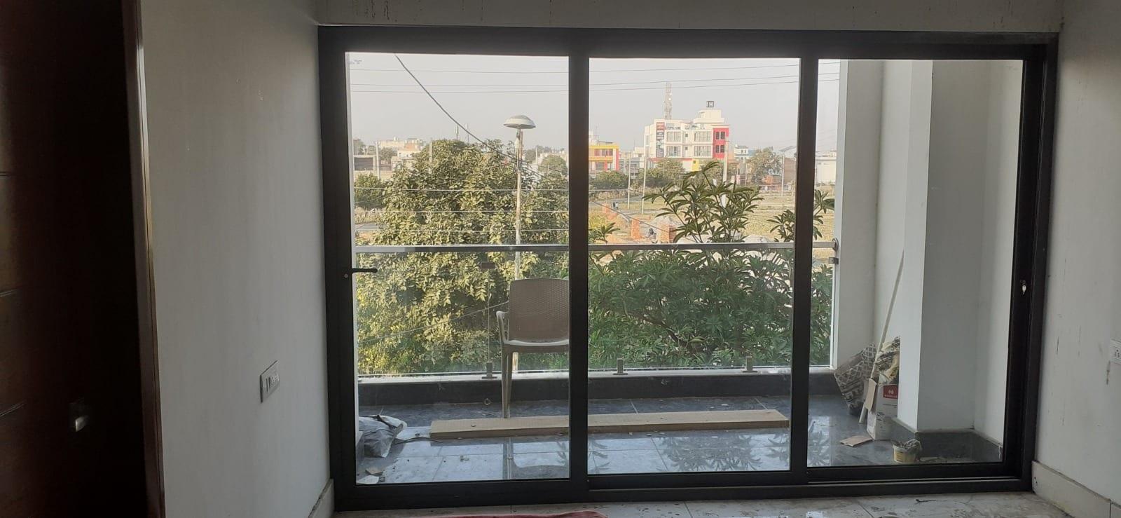 Aluminium Sliders — image 31