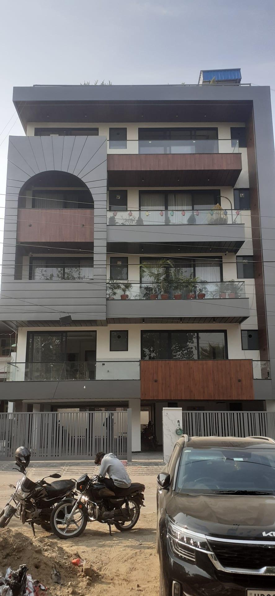 Glass Railing — image 3