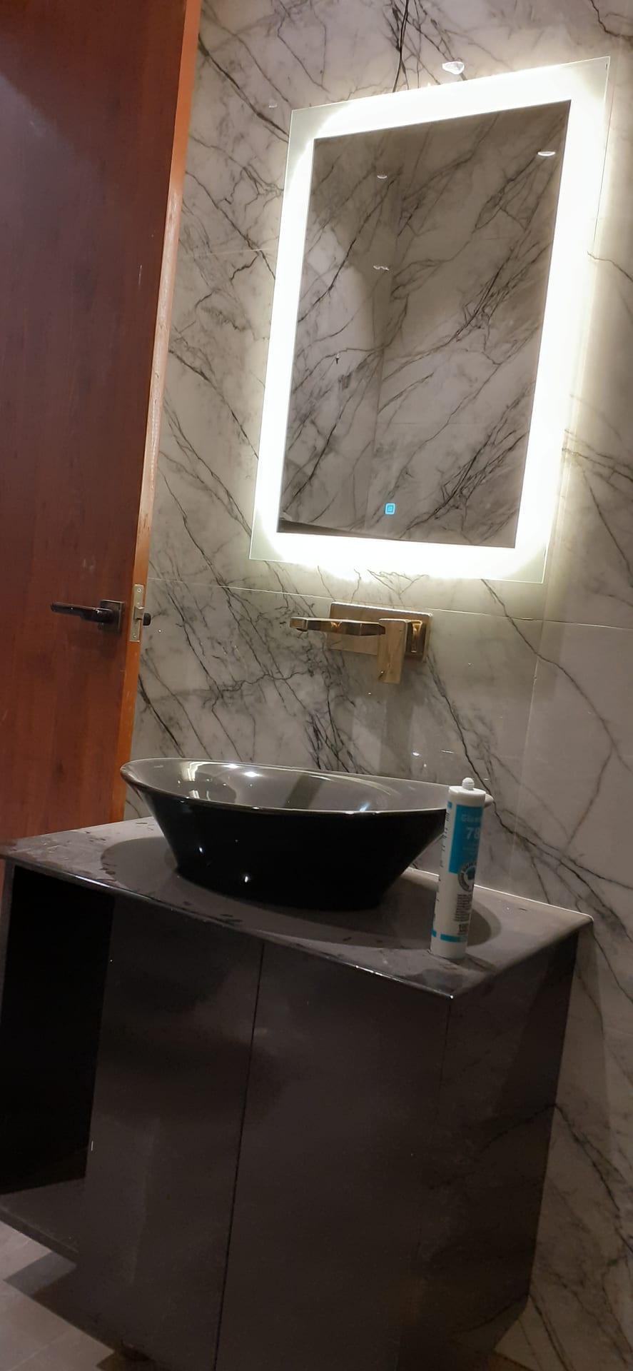 Mirror — image 3