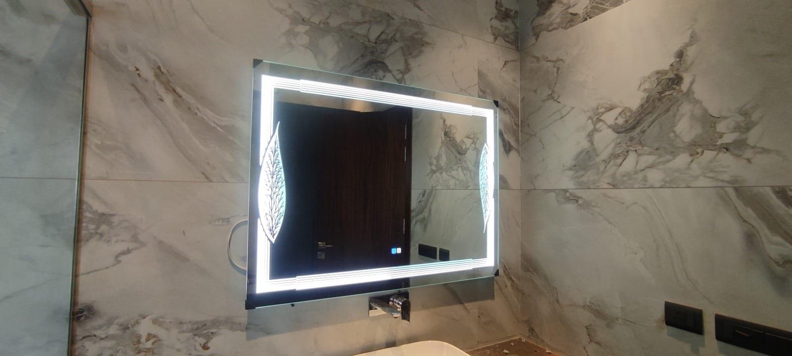 Mirror — image 9