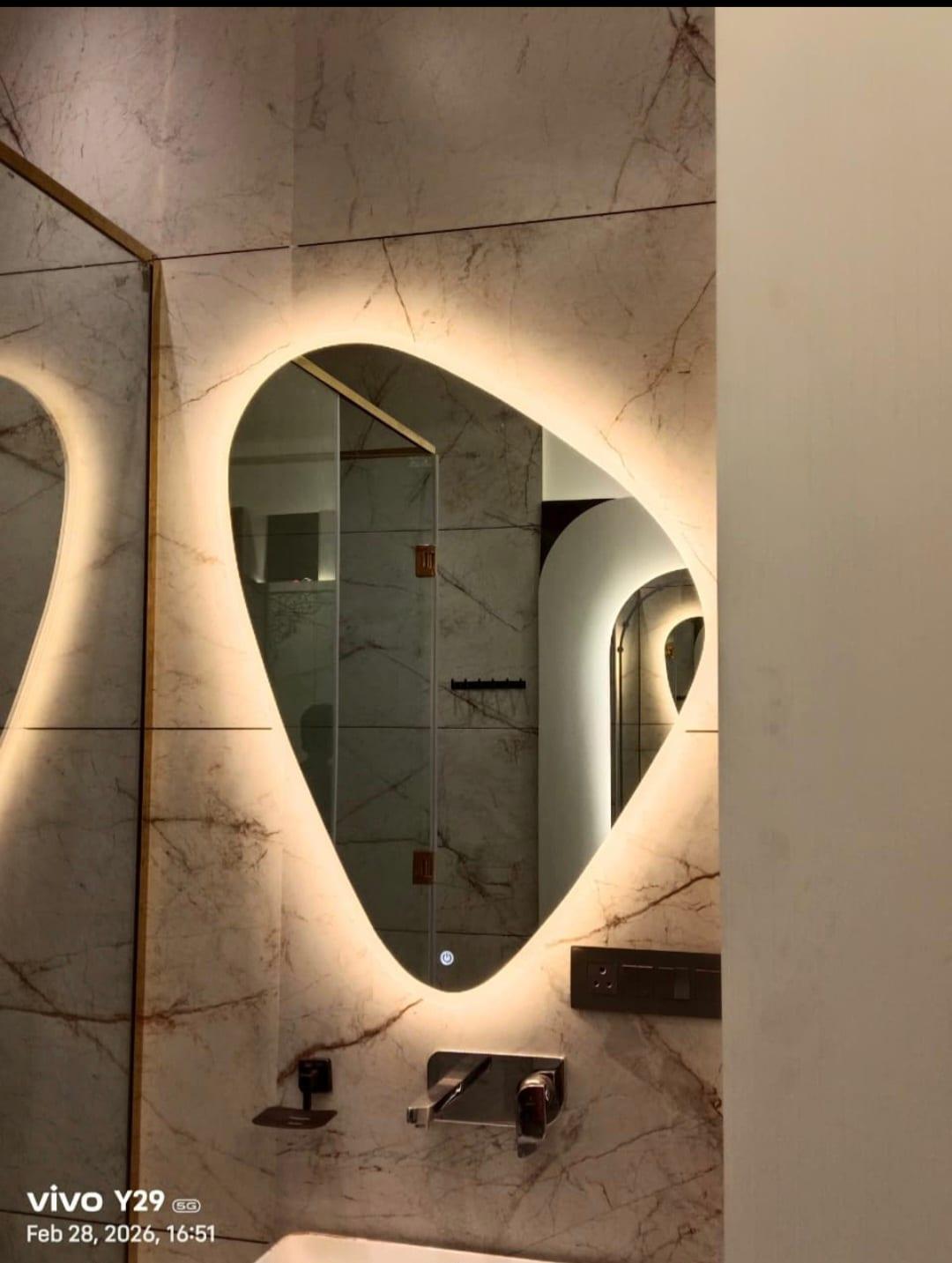 Mirror — image 30