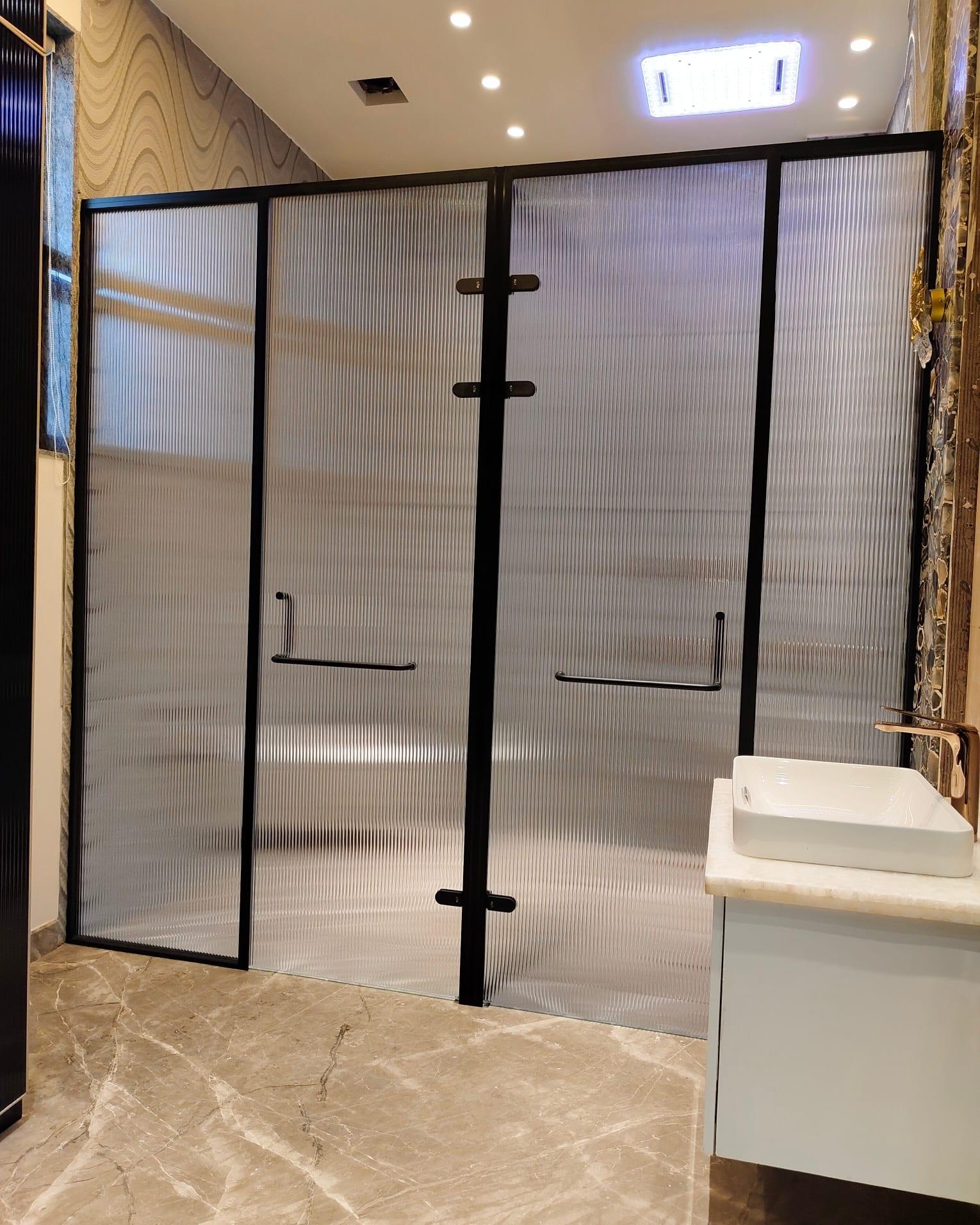 Shower Partition — image 17