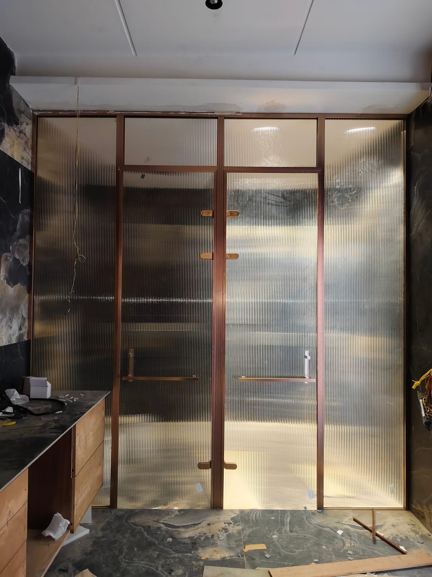 Shower Partition — image 18