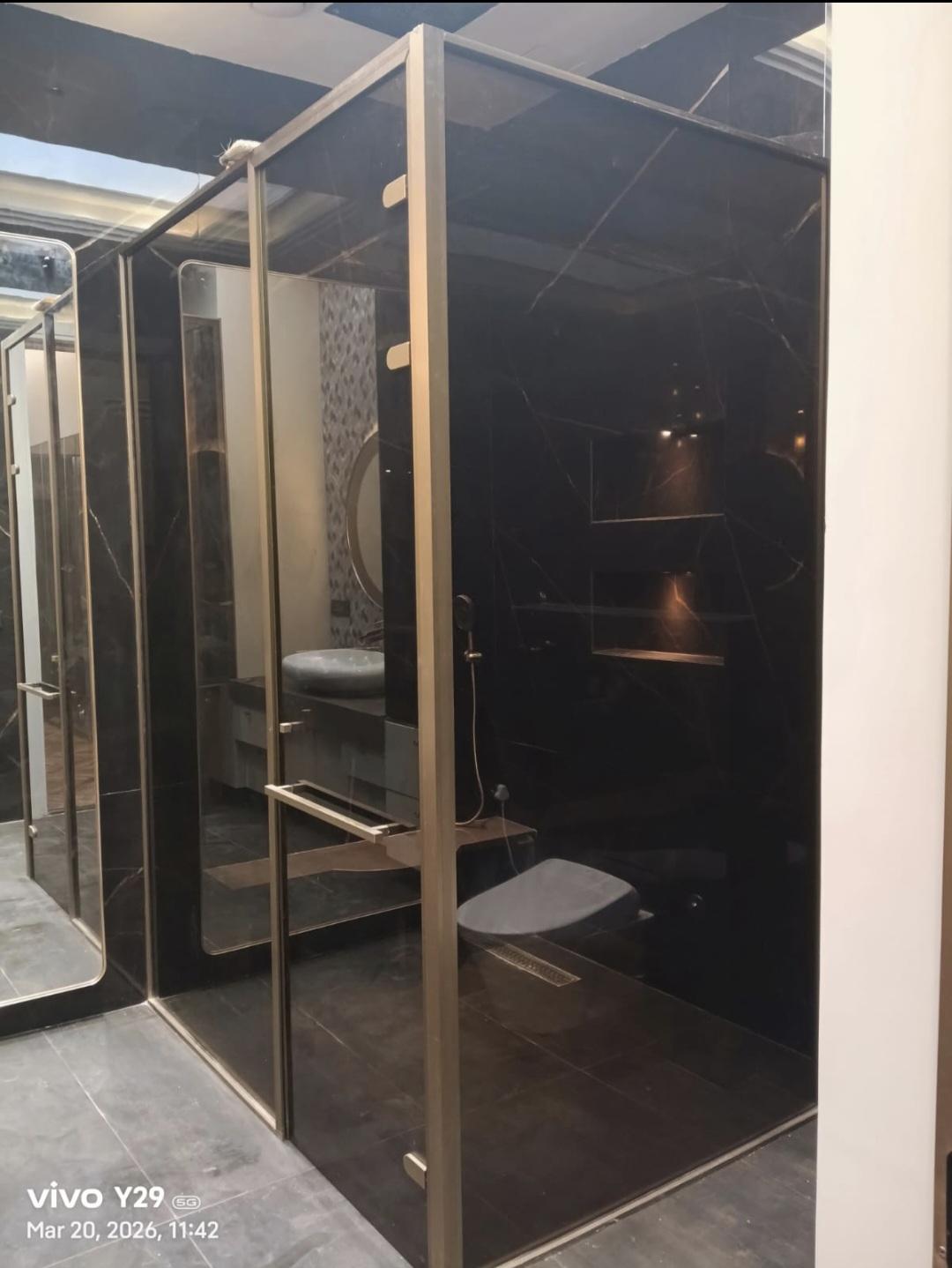 Shower Partition — image 4