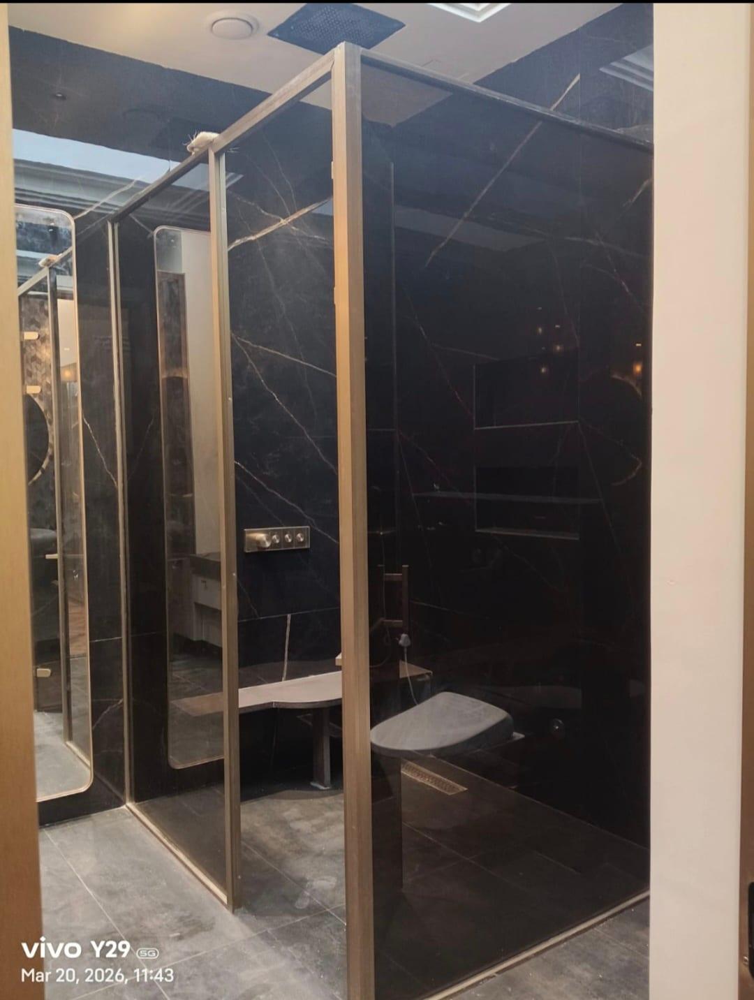 Shower Partition — image 33