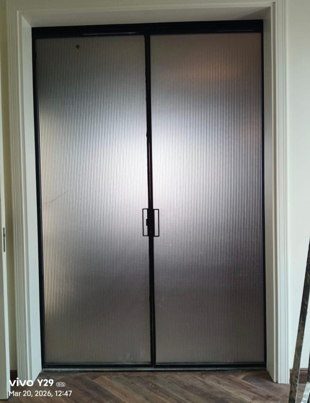 Slim Profile 1+1 Slider — image 16