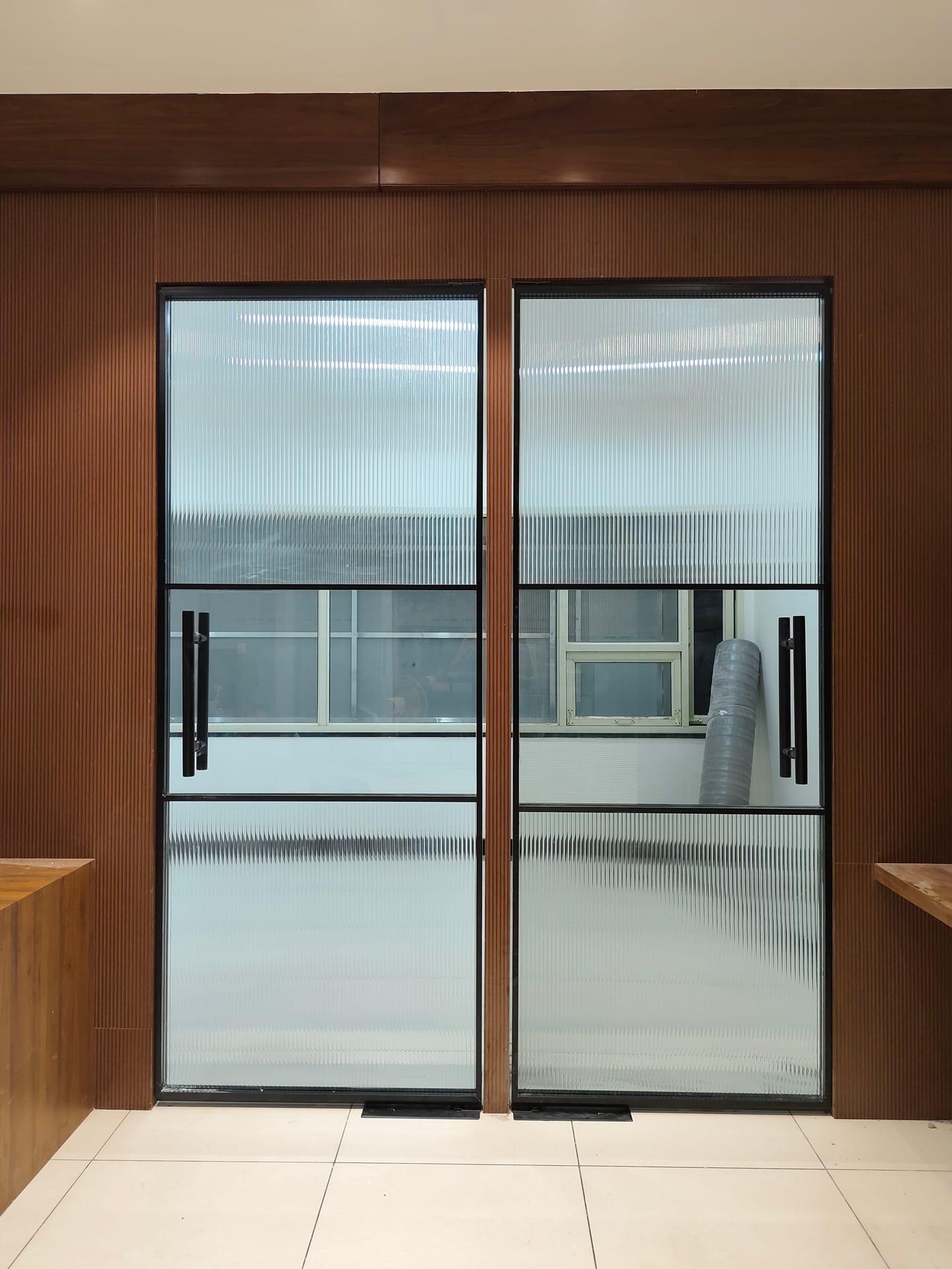 Slim Profile Doors — image 16