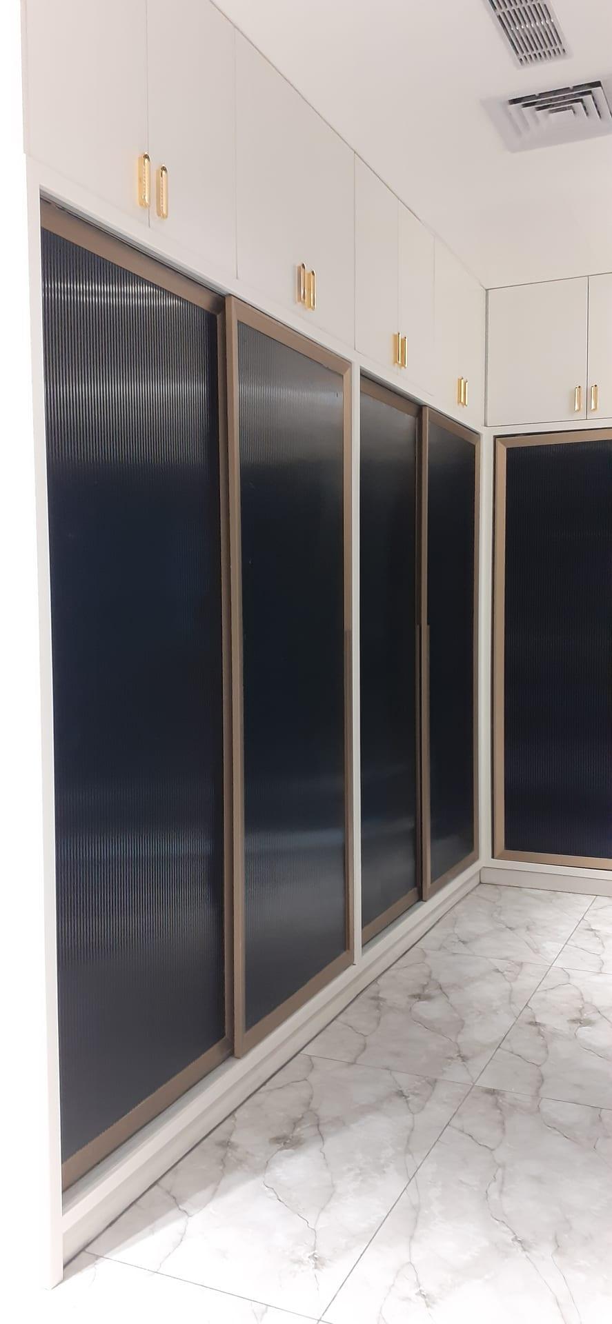 Wardrobe — image 12