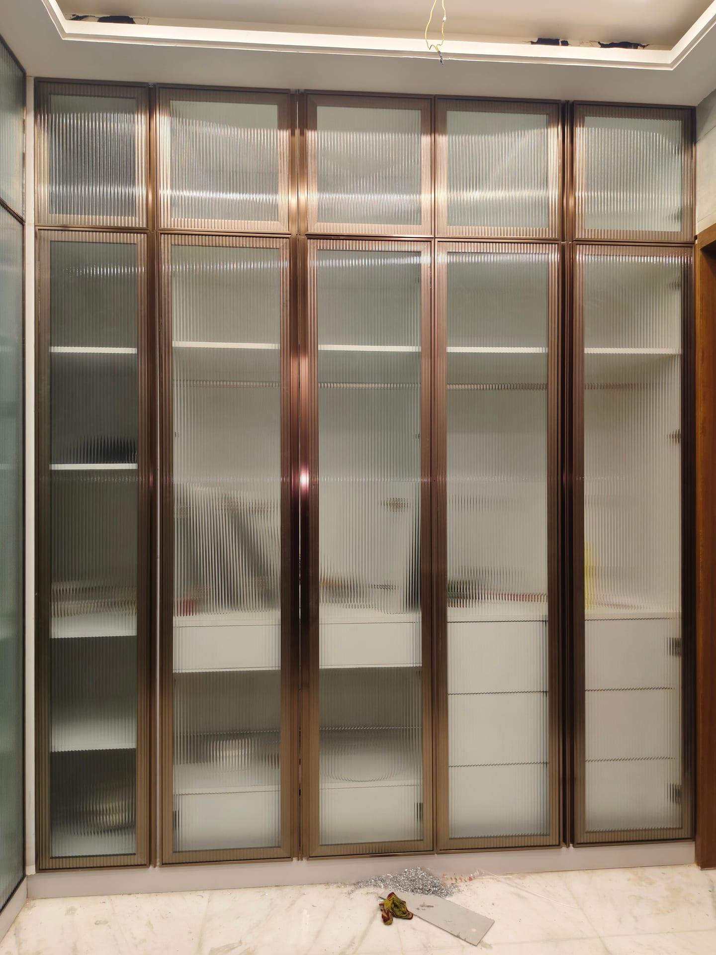 Wardrobe — image 18