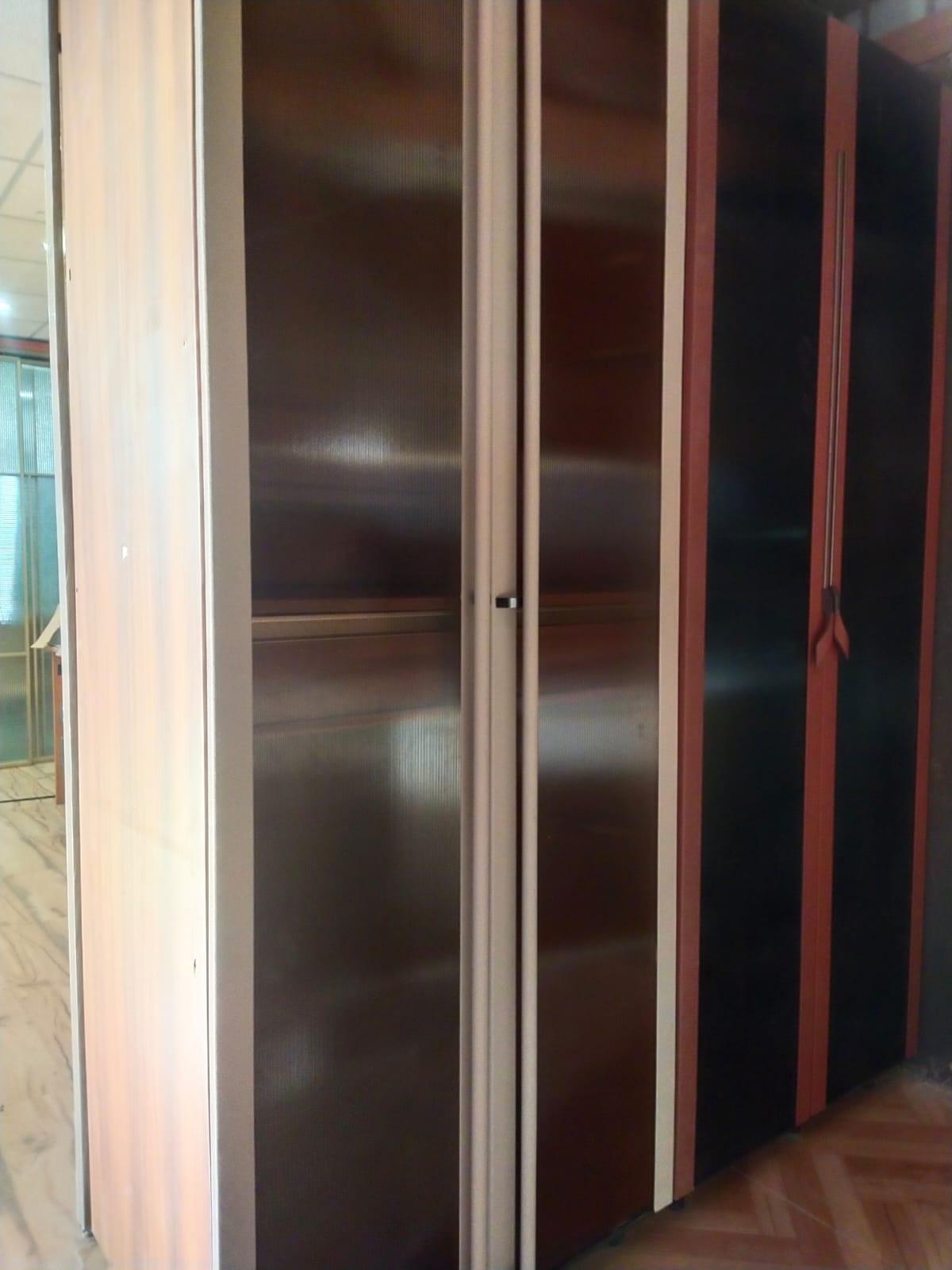 Wardrobe Leather Profile
