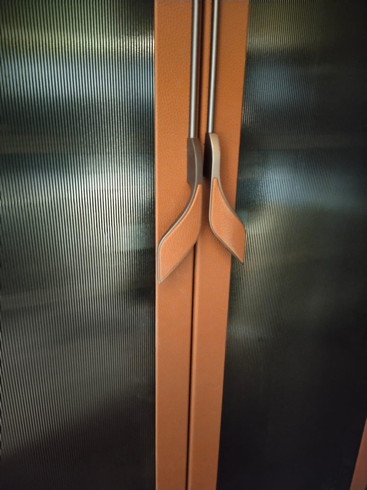 Wardrobe Leather Profile — image 3